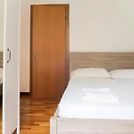 Torlanoholidayhome It - 4 Bedrooms In The Countryside - Sauna, Wine, Swim In The Creek