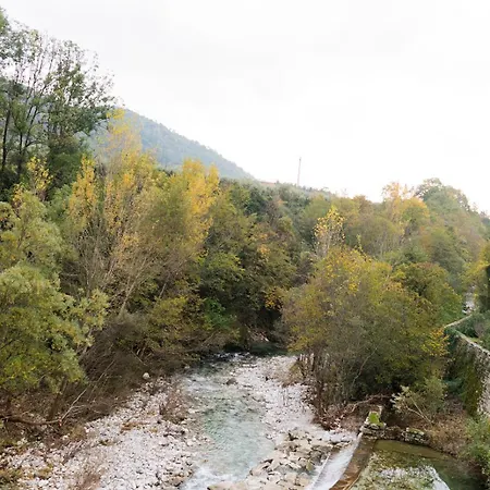 Dom wakacyjny Torlanoholidayhome It - 4 Bedrooms In The Countryside - Sauna, Wine, Swim In The Creek *