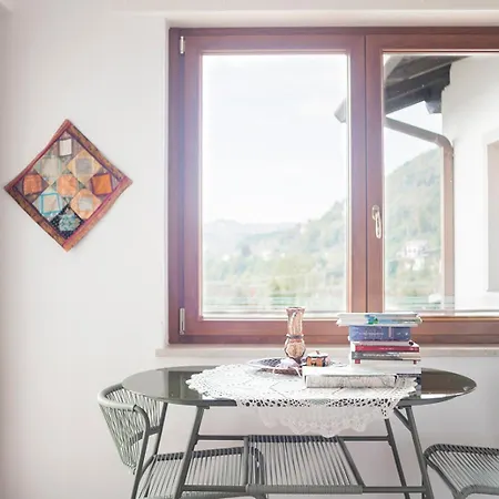 別荘 Torlanoholidayhome It - 4 Bedrooms In The Countryside - Sauna, Wine, Swim In The Creek Nimis